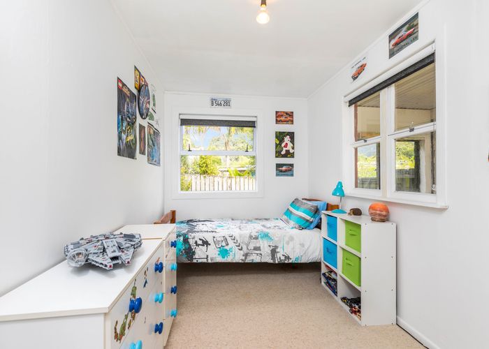  at 49 Foster Avenue, Huia, Auckland