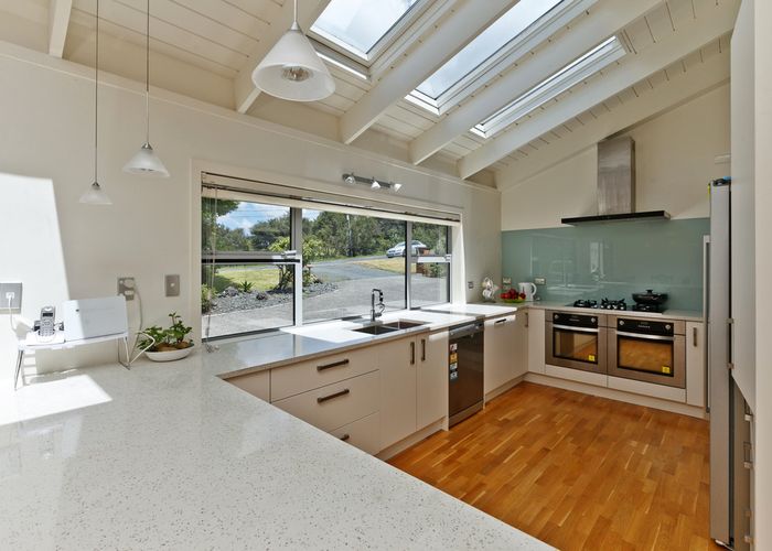  at 140 The Avenue, Lucas Heights, Auckland