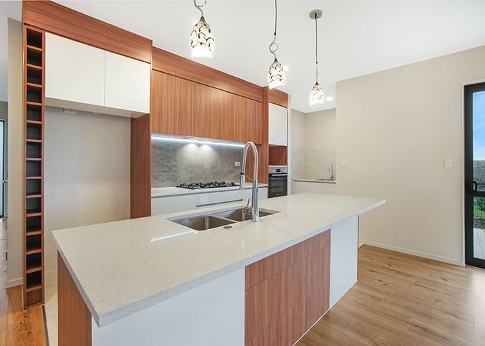  at 48 Twin Parks Rise, Papakura, Papakura