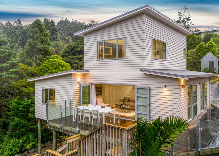  at 98 Wood Bay Road, Titirangi, Auckland
