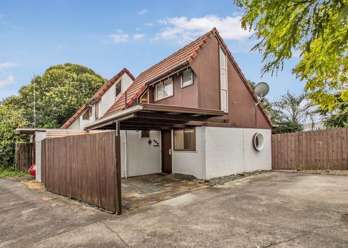  at 1/4 Burt Road, Mount Wellington, Auckland