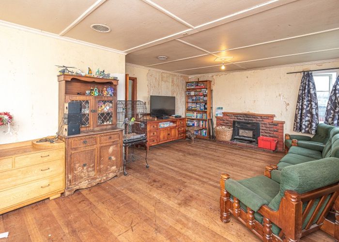  at 14 Boyd Avenue, Aramoho, Whanganui