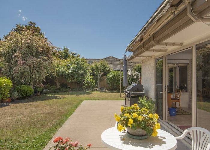  at 9 Inverness Drive, Pyes Pa, Tauranga