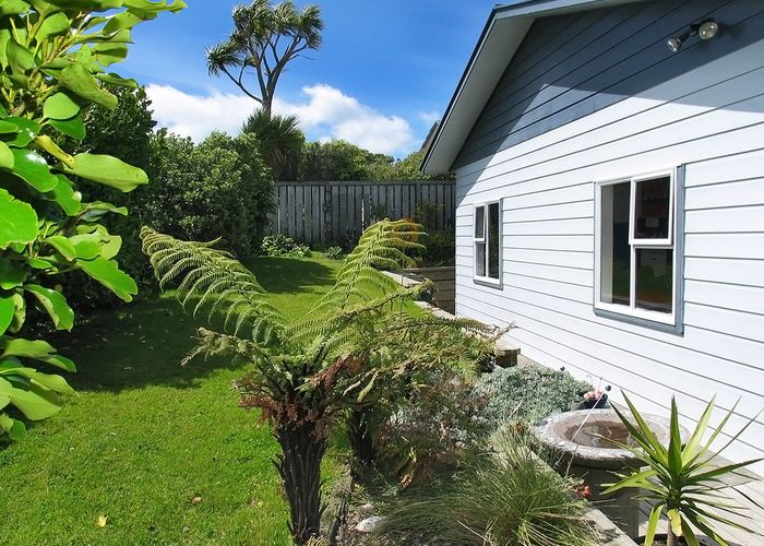  at 17 Pelorous Street, Paparangi, Wellington