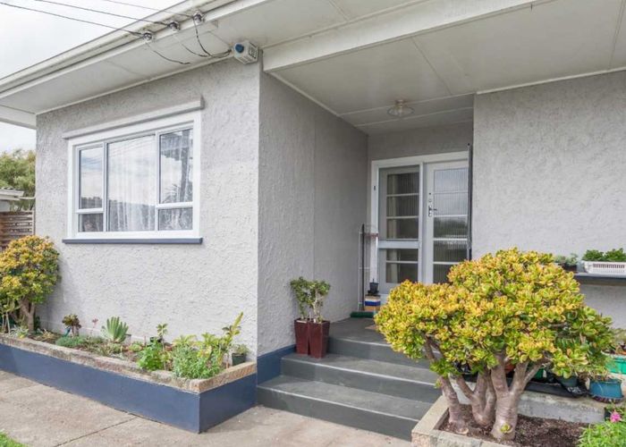  at 37 McKenzie Street, Levin, Levin