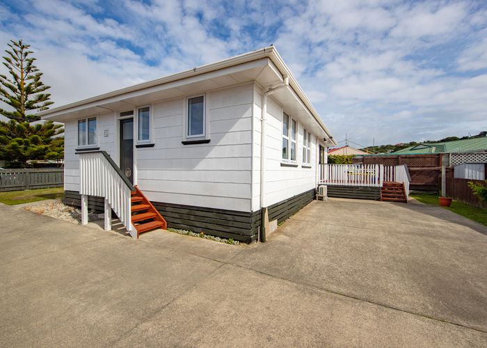  at 36 Whanga Crescent, Titahi Bay, Porirua