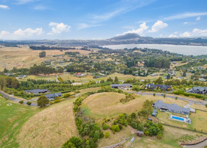  at 108 Highland Drive, Acacia Bay, Taupo