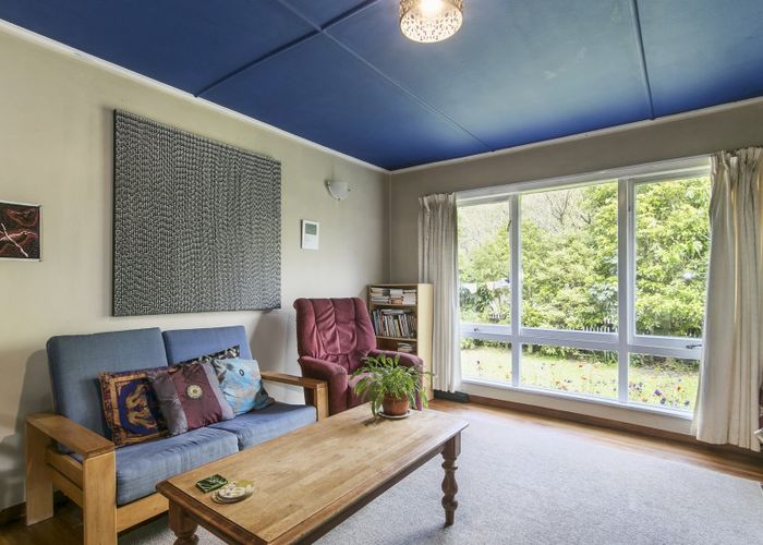  at 37 Sunny Grove, Wainuiomata, Lower Hutt