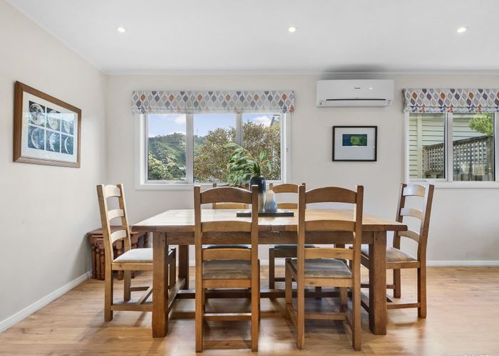  at 19 Lochiel Road, Khandallah, Wellington