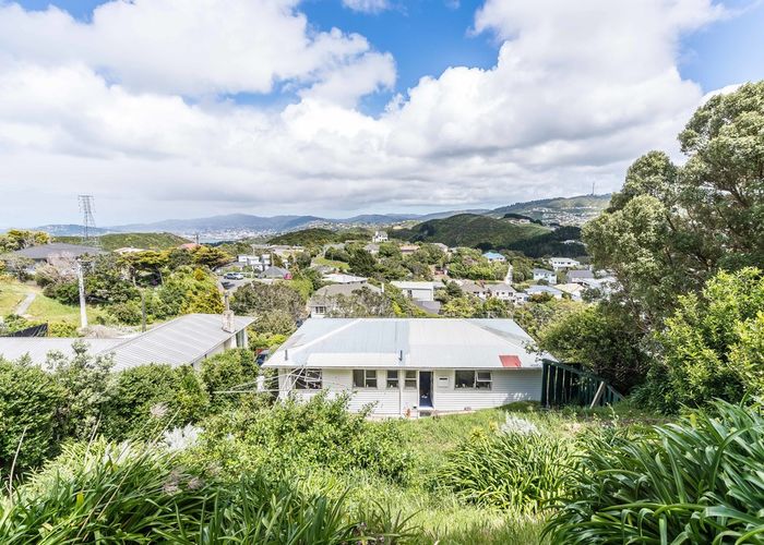  at 93 Black Rock Road, Newlands, Wellington