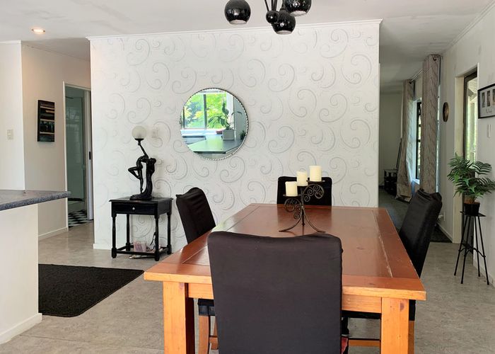  at 213 Packard Road, Motupipi
