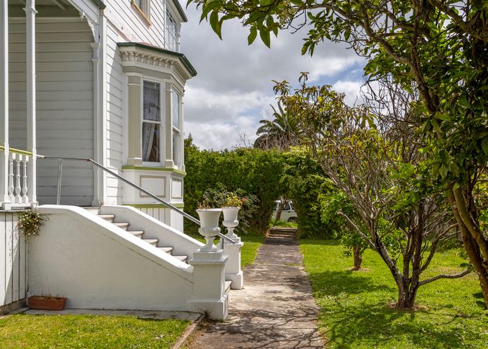 Free property data for 23 Hamilton Road, Herne Bay, Auckland homes.co.nz