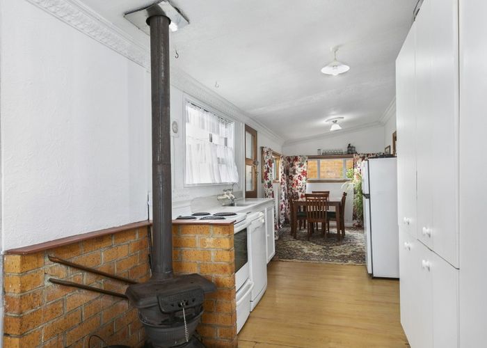  at 11 Palmer Street, Seacliff