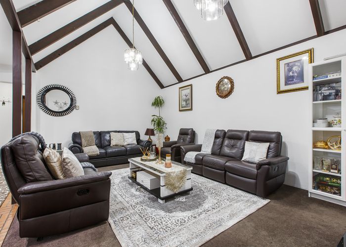  at 18 Kohinoor Avenue, Mangere, Auckland