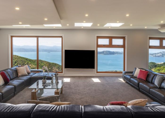  at 35 Grumman Lane, Newlands, Wellington