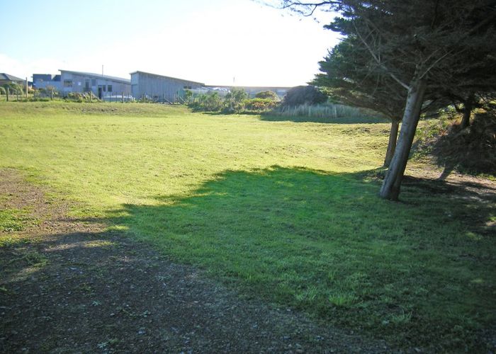  at 181 Park Avenue, Waitarere Beach, Levin