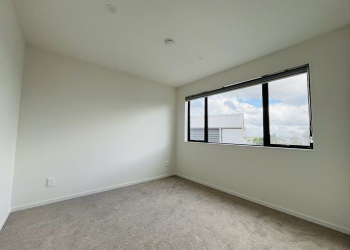  at Lot 6/6 Woodhouse Place, West Harbour, Waitakere City, Auckland