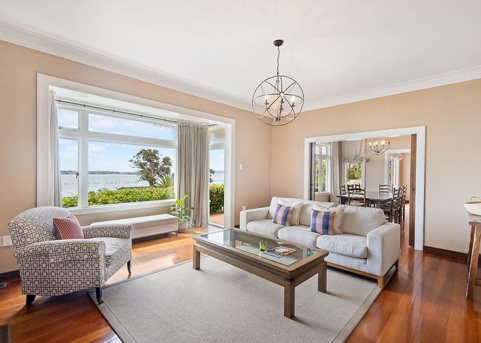  at 82 Paritai Drive, Orakei, Auckland
