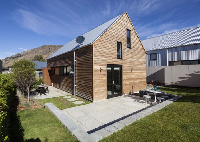  at 6A Maple Court, Arthurs Point, Queenstown-Lakes, Otago