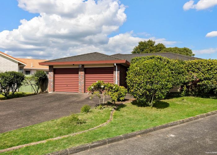  at 8 Maurice Borich Place, Henderson, Waitakere City, Auckland