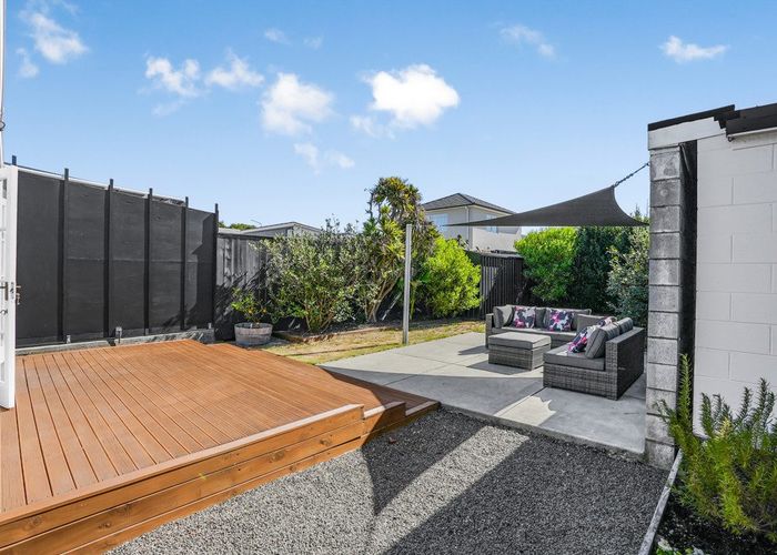  at 9 Beach Street, Petone, Lower Hutt, Wellington