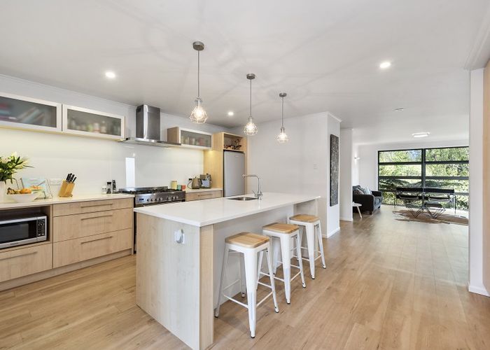  at 30 Beverley Crescent, Hillcrest, Hamilton