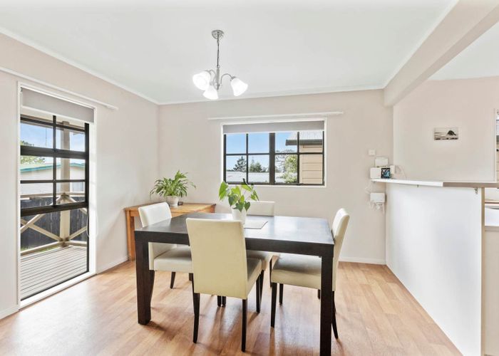  at 9A Tracey Terrace, Te Atatu South, Auckland