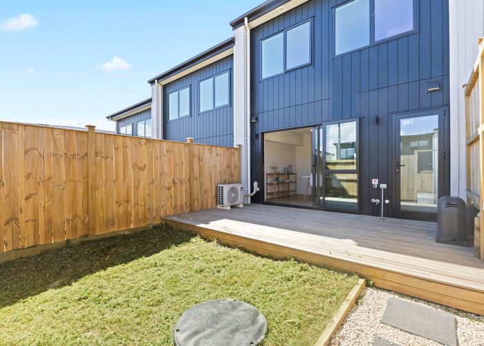  at 21& 23 Sagitta Drive, Flat Bush, Manukau City, Auckland