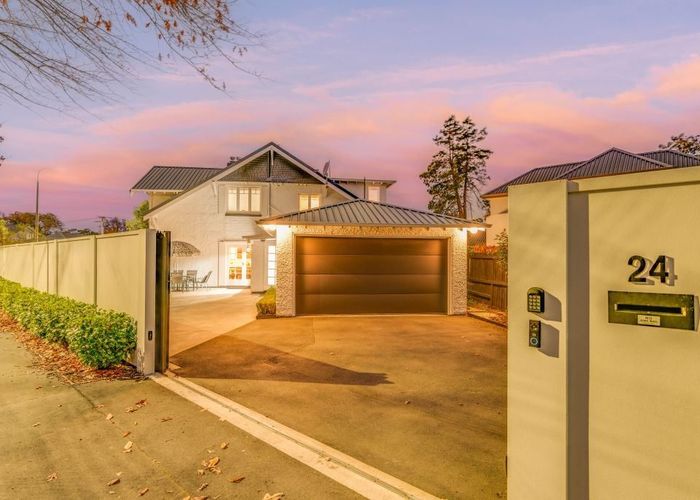  at 24 Snowdon Road, Fendalton, Christchurch City, Canterbury