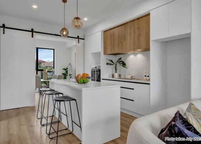  at 8F  Delemere Place, Glen Innes, Auckland City, Auckland