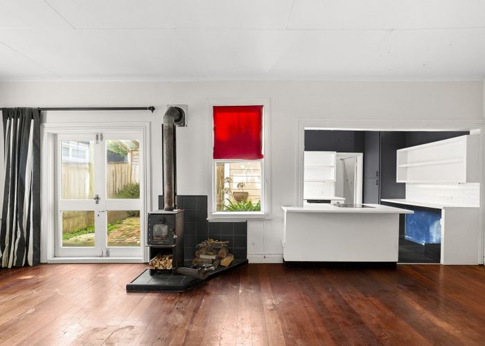  at 105 Elizabeth Street, Mount Victoria, Wellington