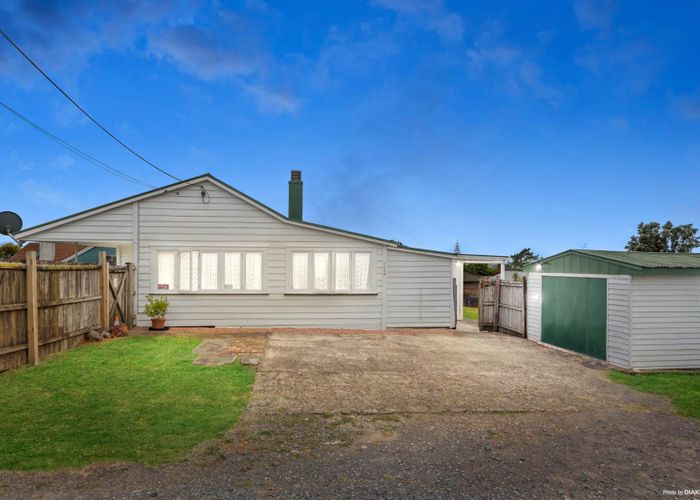  at 112A Woodglen Road, Glen Eden, Auckland