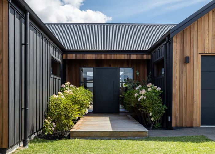  at 27 Gee Place, Taradale, Napier