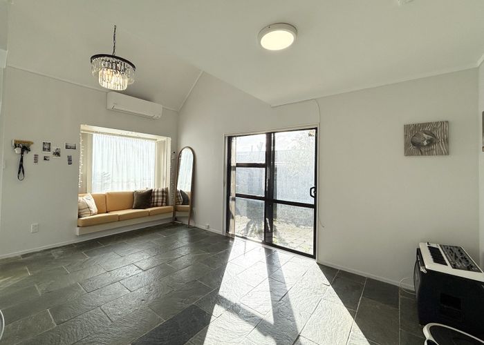  at 3A Aorangi Place, Birkenhead, North Shore City, Auckland