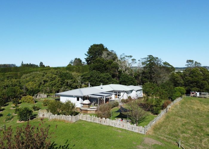  at 952 Maniatutu Road, Pongakawa, Te Puke