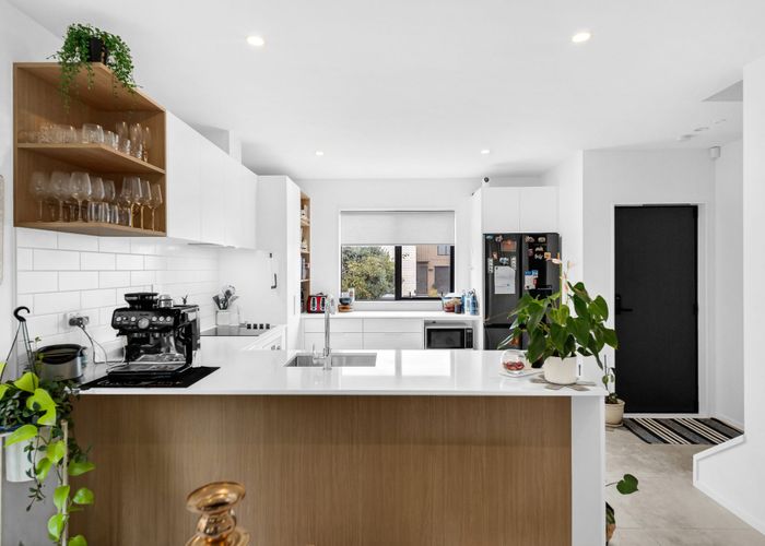  at 7 Renga Renga Road, Flat Bush, Manukau City, Auckland