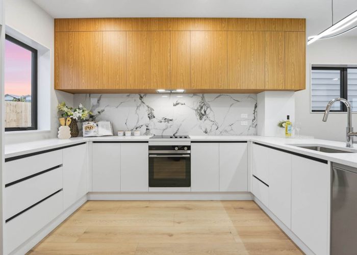  at Lot 1, 8 Bradbury Road, Highland Park, Manukau City, Auckland