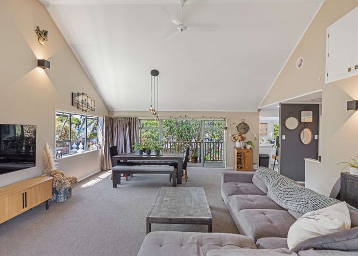  at 11 Rawhiti Place, Saint Johns Hill, Whanganui
