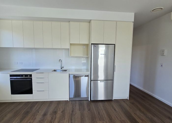  at 301/2a Oakley Avenue, Waterview, Auckland City, Auckland