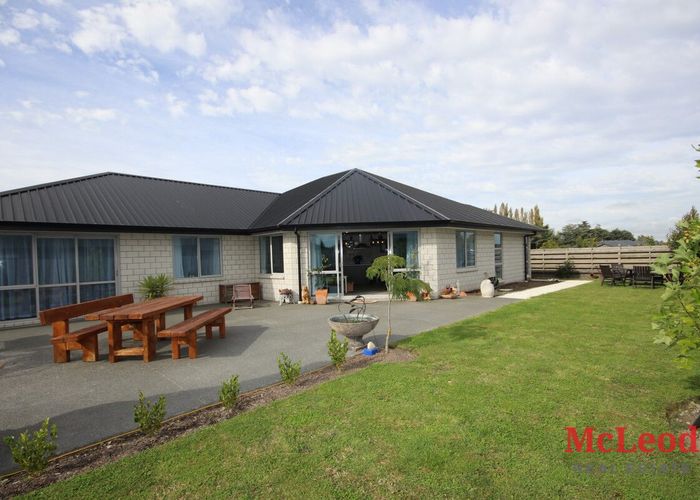  at 37 Redhaven Rise, Netherby, Ashburton