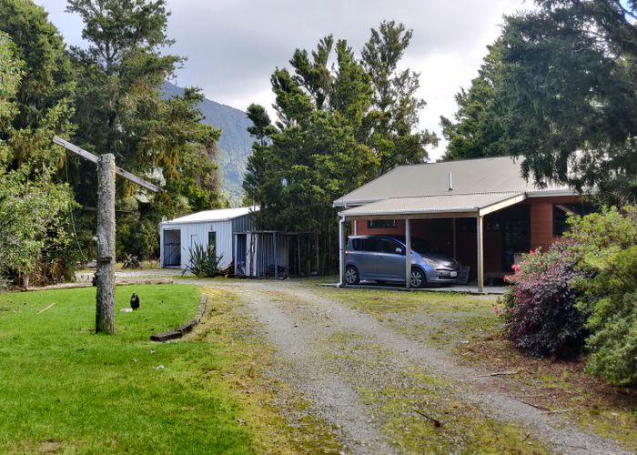  at 2811A Whataroa Highway, Whataroa