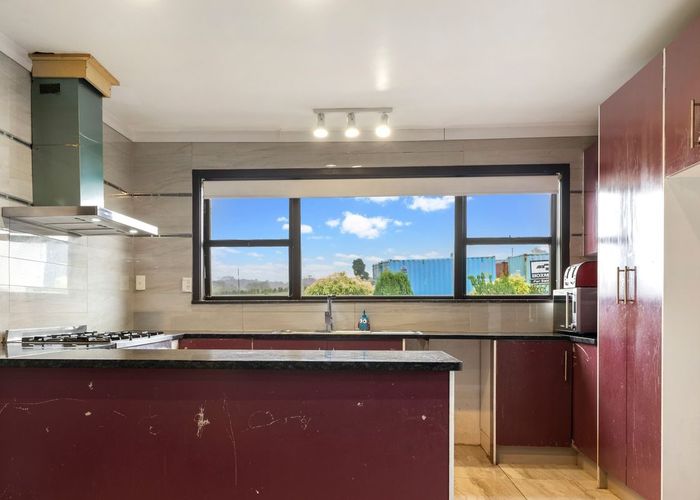  at 76 AKA AKA ROAD, Puni, Franklin, Auckland