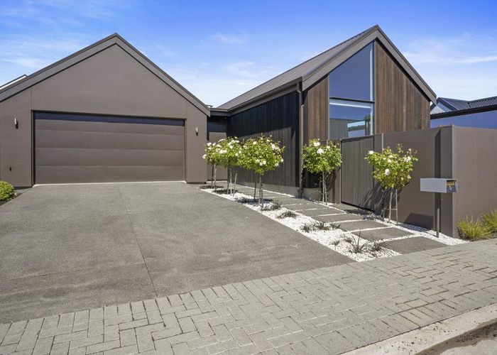 at 6 Stroma Avenue, Casebrook, Christchurch