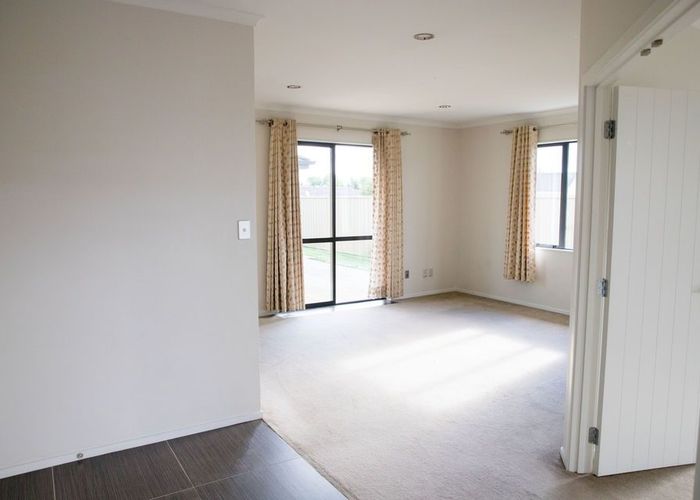  at 12 Erceg Way, Rosehill, Papakura