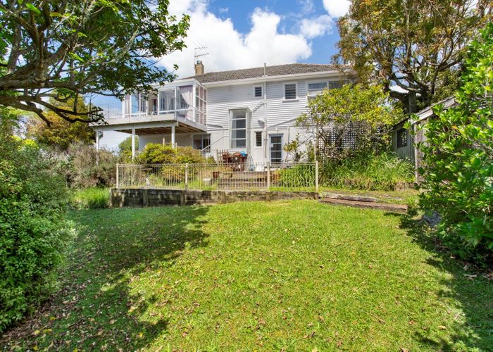  at 12 Aberdeen Road, Campbells Bay, Auckland