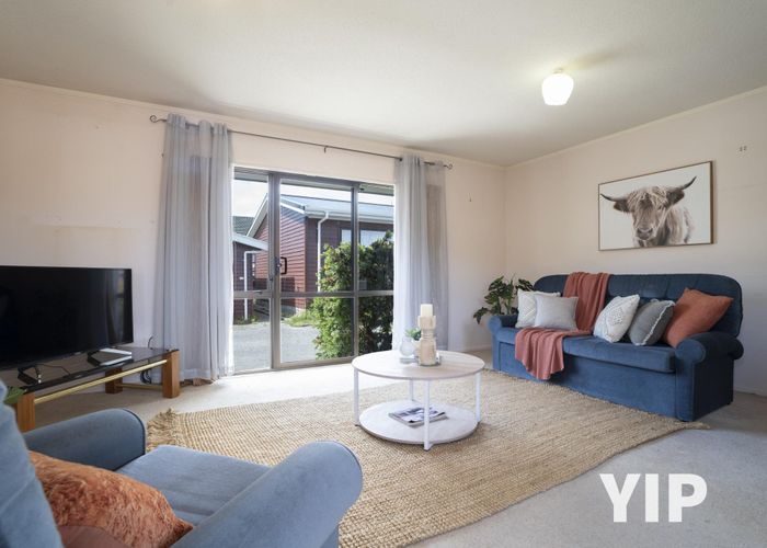  at 19D Trafalgar Street, Johnsonville, Wellington