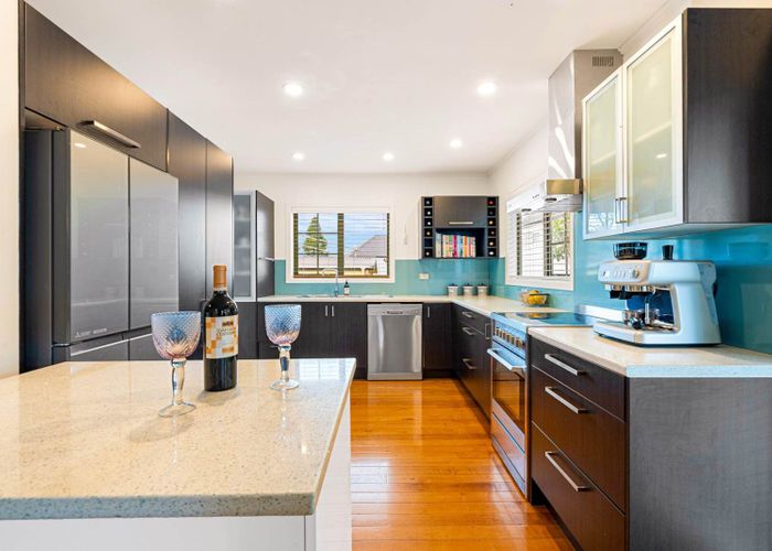  at 3 Kervil Avenue, Te Atatu Peninsula, Waitakere City, Auckland