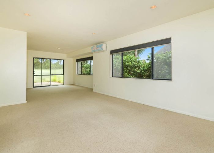  at 71 Te Wharau Drive, Greenhithe, North Shore City, Auckland