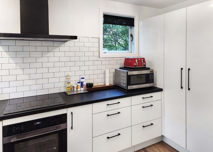 at 5B Coates Grove, Silverstream, Upper Hutt, Wellington