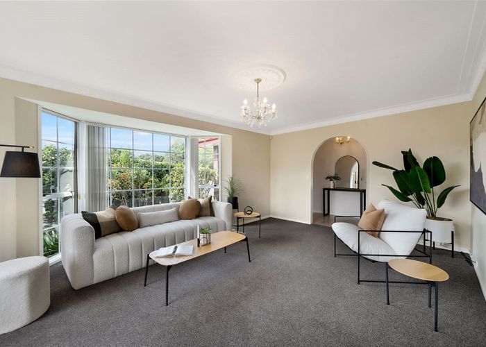  at 19 Palomino Drive, Henderson, Auckland